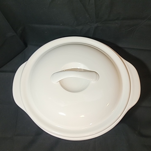 Vintage Corelle Coordinates Callaway, Corelle Green Ivy 2.5 Qt Round Covered - Picture 4 of 10